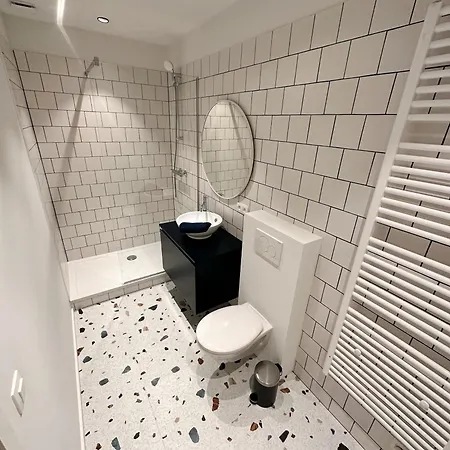 Urbanchic Lumineux Hyper Centre Apartman *