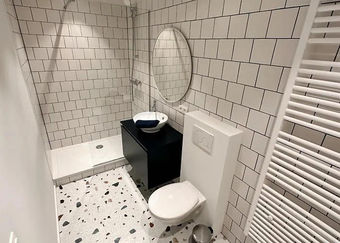 Urbanchic Lumineux Hyper Centre Apartment *